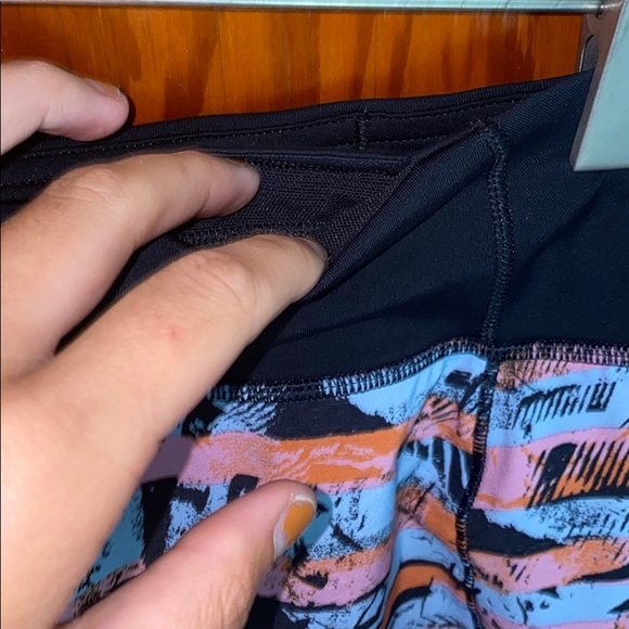 Lululemon Speed up short 2.5 - Picture 4 of 5